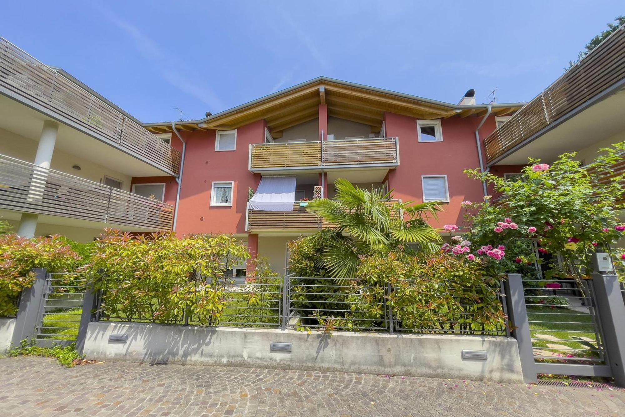 Casa Margherita Few Minutes From Lake - Happy Rentals Рива-дель-Гарда Екстер'єр фото